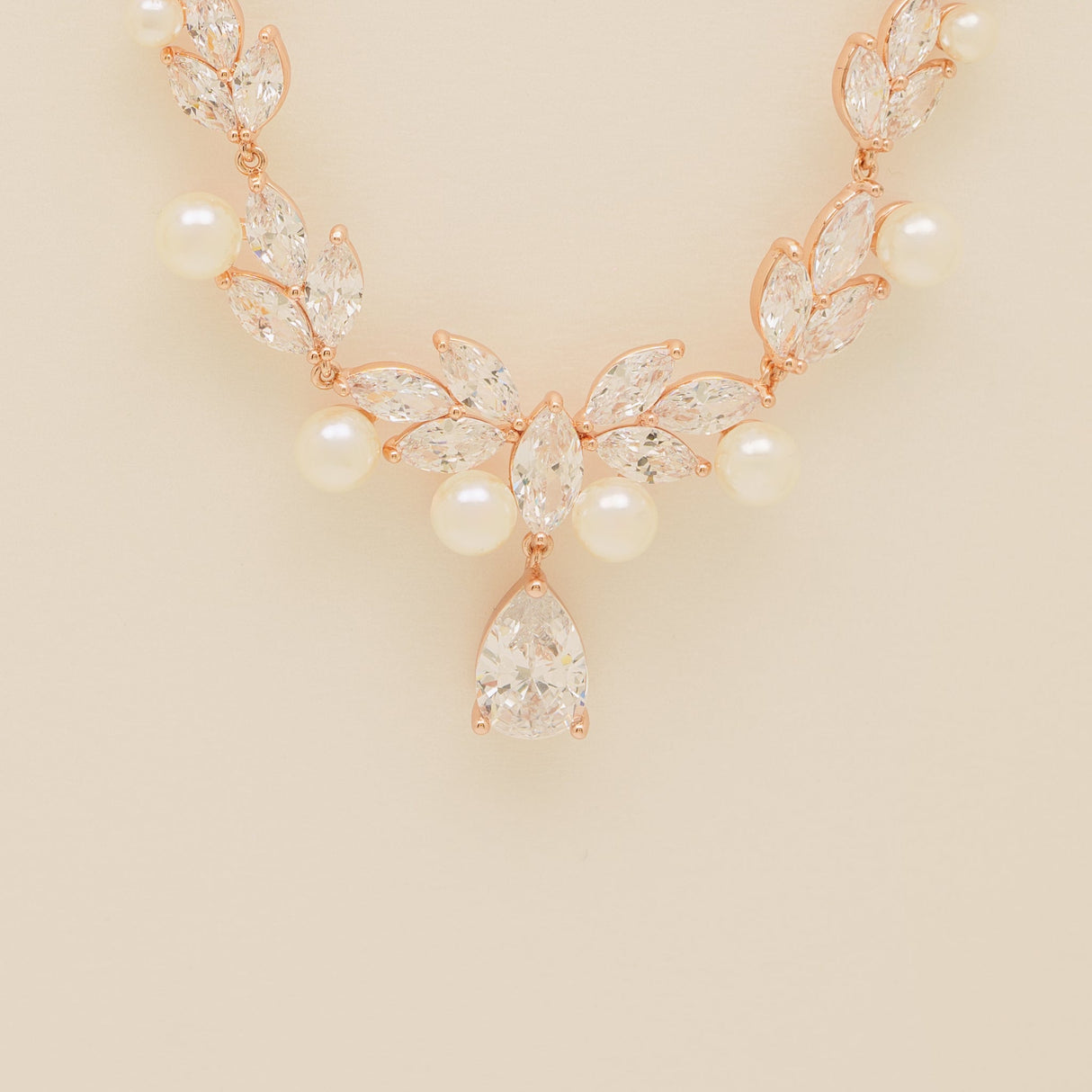Lucia Pearl and Crystal Necklace / Rose Gold