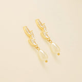 Olivia Pearl and Crystal Earrings / Gold