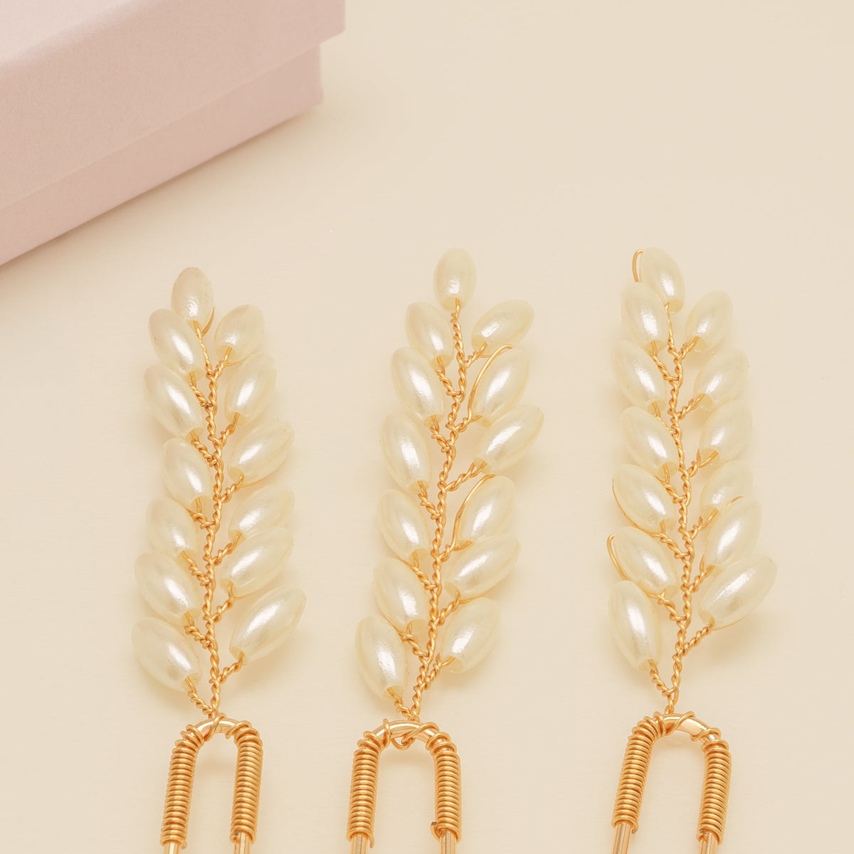 Pampas Style Pearl Sprigs Wedding Hair Pins / Gold