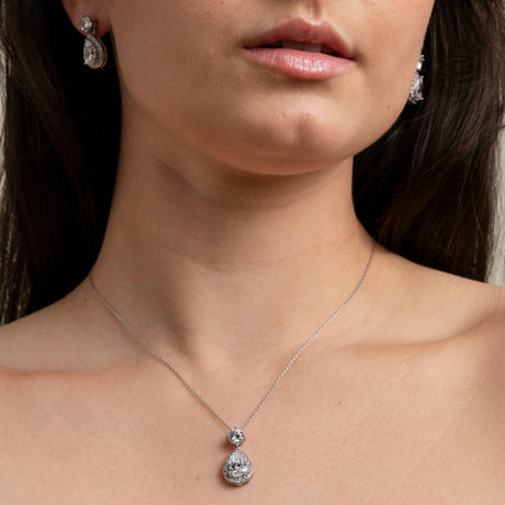 Club Classic Crystal Wedding Necklace in Silver photo 5