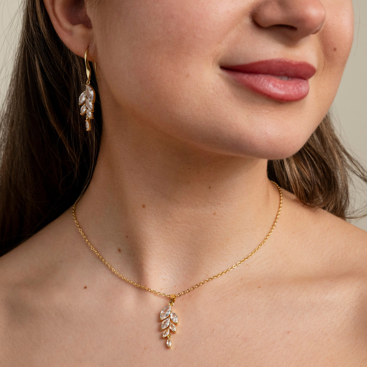 Fearne Crystal Wedding Jewellery Set / Gold